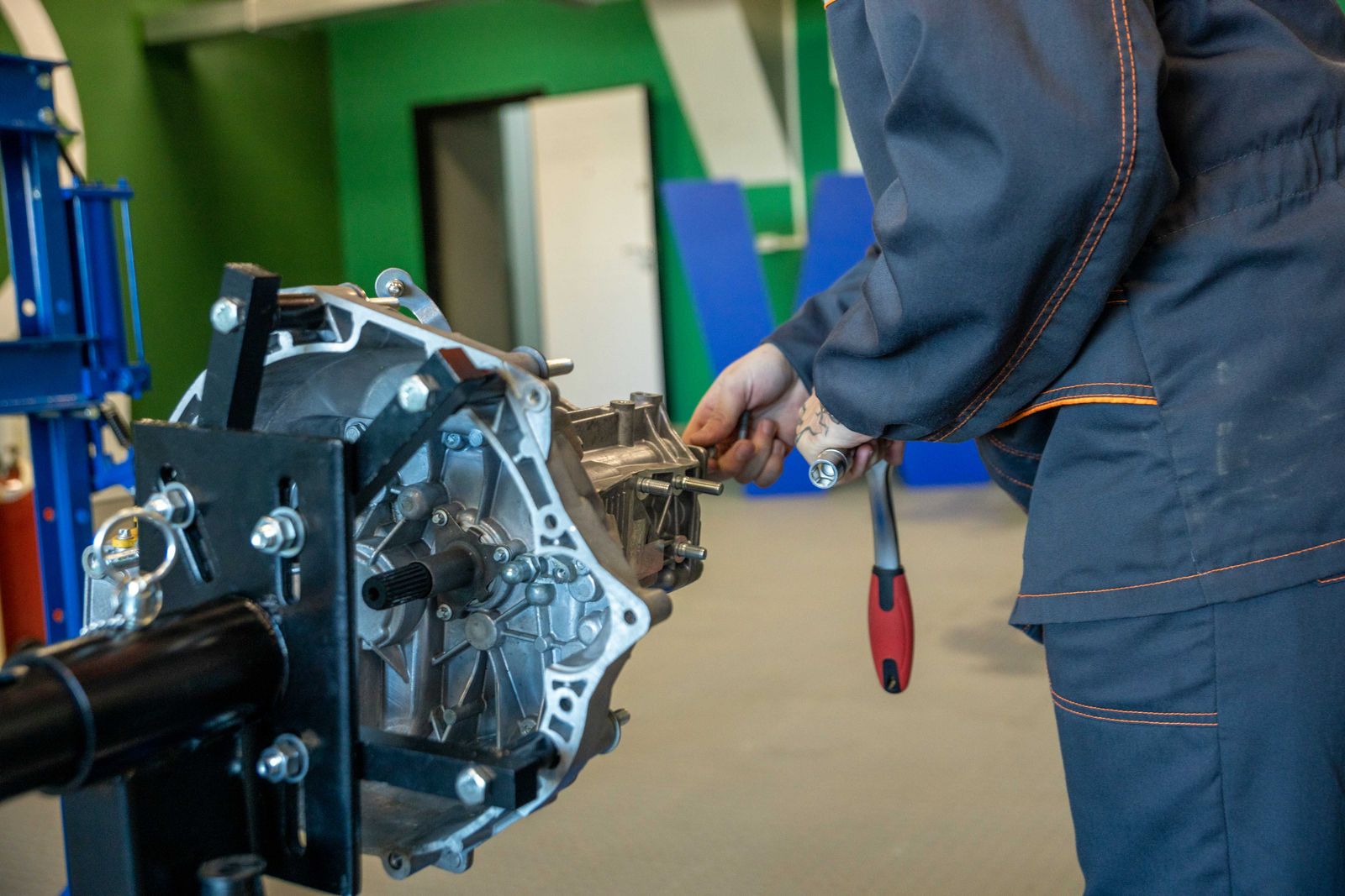 Auto transmission repair service in Green Bay